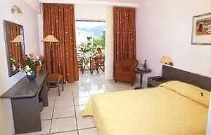 Hotel Bitzaro Palace Kalamákion