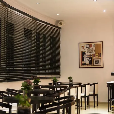 Bitzaro Palace 3*